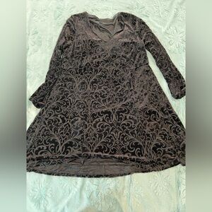 Danilo boutique Elegant Black Velvet Dress